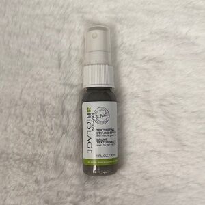 5/25 NEW Biolage Texturizing Styling Spray 1 fl oz Travel Size